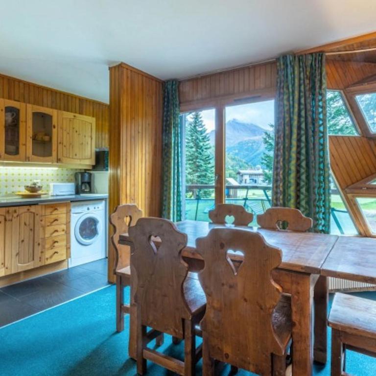 Appartement sur les pistes - 8 pers - Two-Bedroom Deluxe Apartment with Balcony - 3