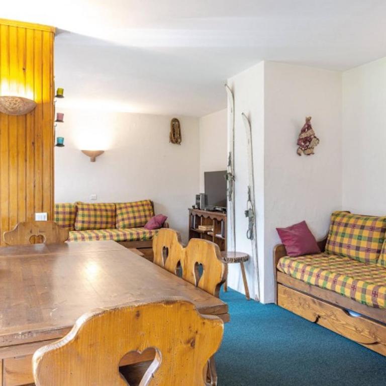 Appartement sur les pistes - 8 pers - Two-Bedroom Deluxe Apartment with Balcony - 1
