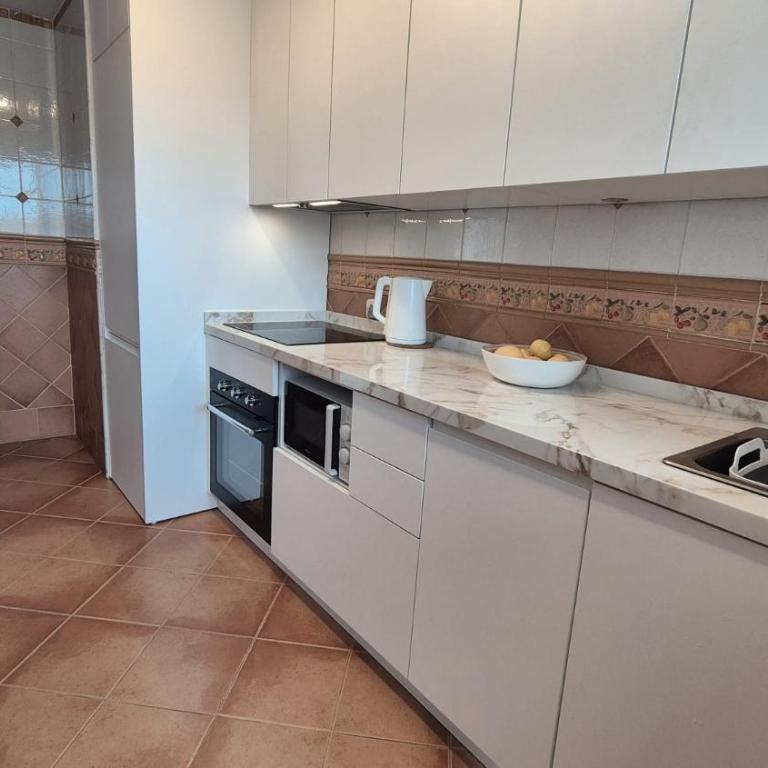 Vista Marina - 2 bedrooms sleeps 4 - Two-Bedroom House - 10