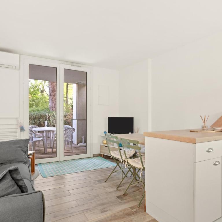 Appartement Le Lavandou - Cavalière - Studio with Terrace - 3