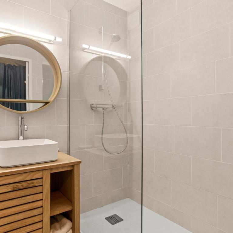 Appartement Le Lavandou - Cavalière - Studio with Terrace - 14