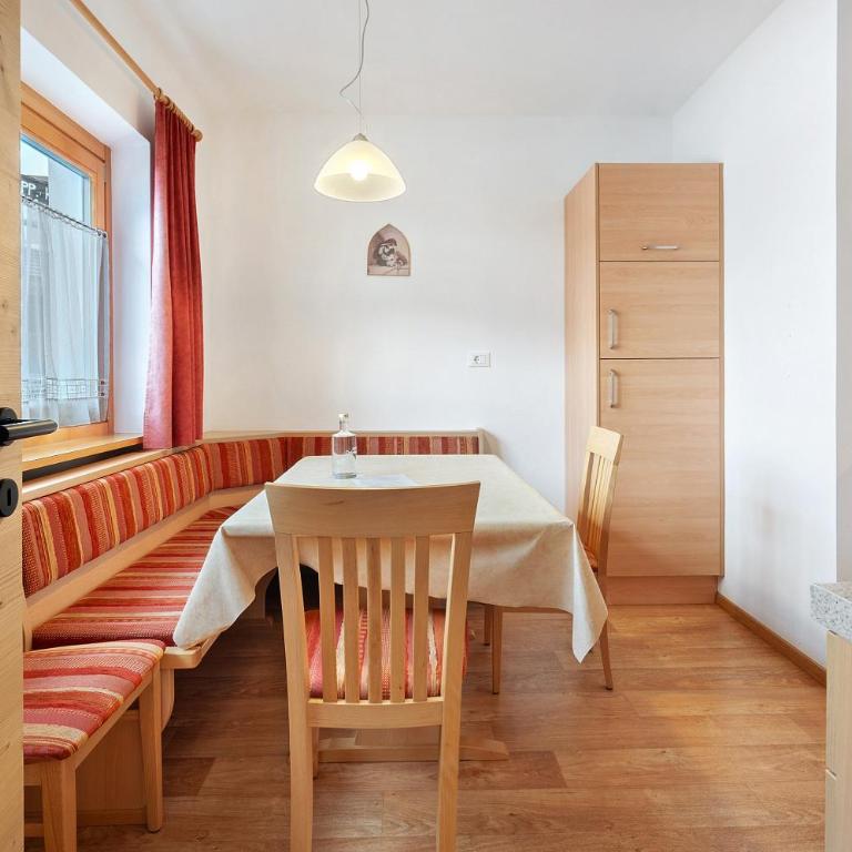 Apartments Goller - Appartamento Premium con 3 Camere da Letto e Balcone - 7