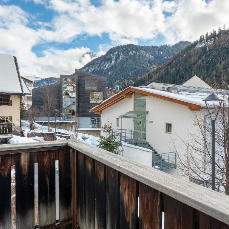 Apartments Goller - Appartamento Premium con 3 Camere da Letto e Balcone - 21