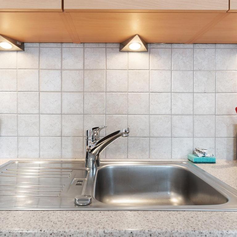 Apartments Goller - Appartamento Premium con 3 Camere da Letto e Balcone - 12