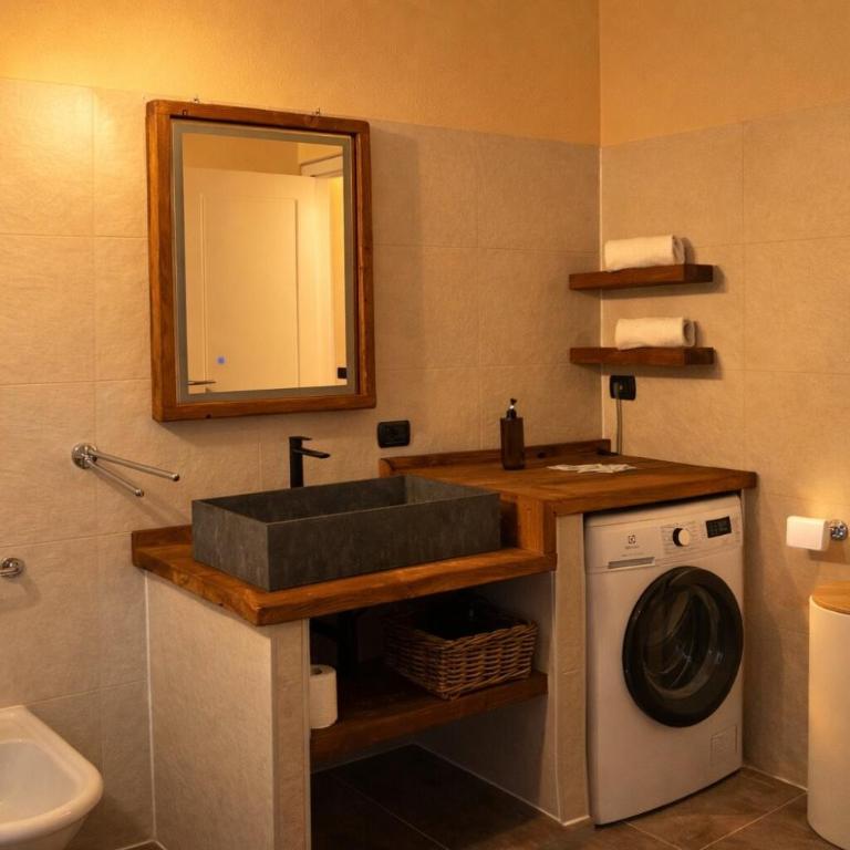 Central Penthouse Luino - Apartamento Deluxe de 2 dormitorios con vistas al jardín - 38