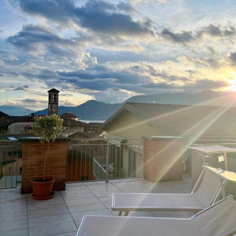 Central Penthouse Luino - Apartamento Deluxe de 2 dormitorios con vistas al jardín - 31