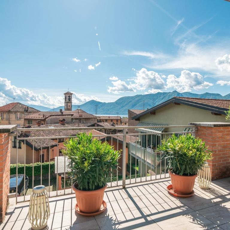 Central Penthouse Luino - Apartamento Deluxe de 2 dormitorios con vistas al jardín - 17