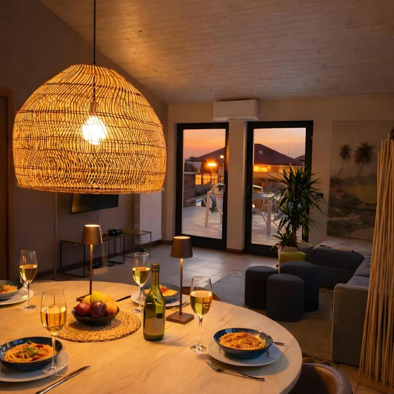Central Penthouse Luino - Apartamento Deluxe de 2 dormitorios con vistas al jardín - 26