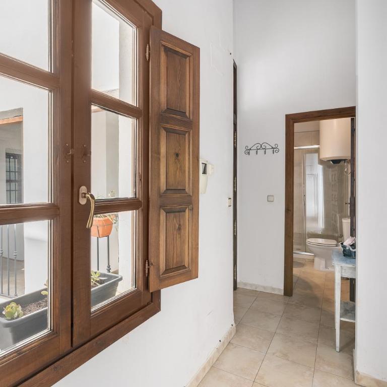 Elvira Apartamento Centro Albaicín - Studio with Balcony - 16