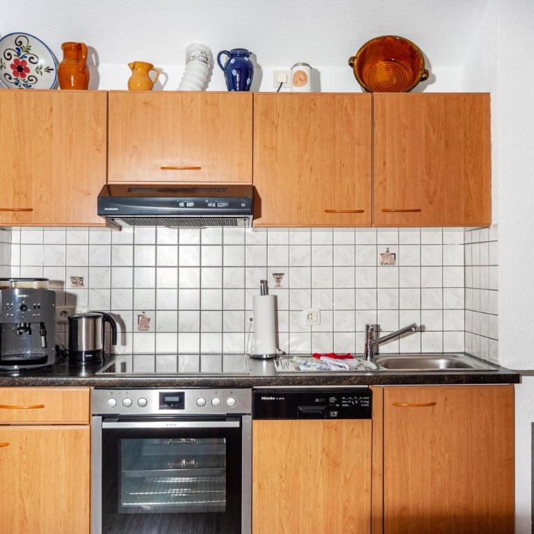 Paulas Ferienwohnung Koenigscard - Superior Apartment mit 1 Schlafzimmer und Balkon - 10