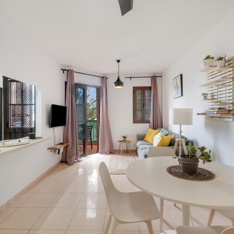 Feel The Sun In Tenerife - Apartamento Deluxe de 2 dormitorios con vistas al jardín - 8