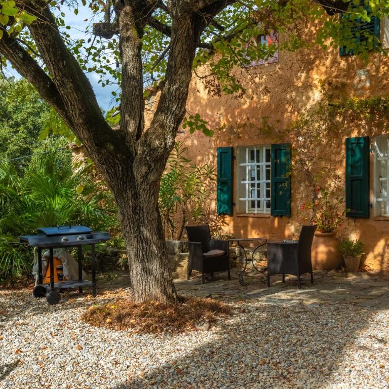 Maison de charme avec jacuzzi - Maison de Vacances - 32