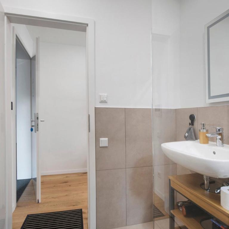 Global Bnb - Ay Homes - Superior Apartment mit Stadtblick - 15