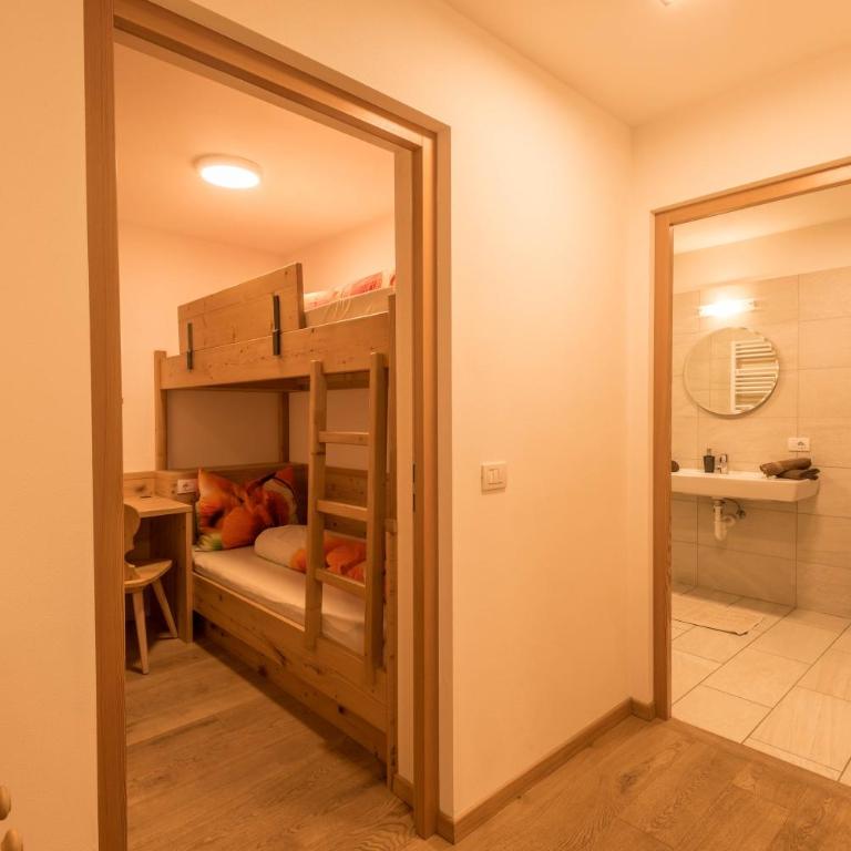 Apartments Christa App Zirm - Appartamento Deluxe con 2 Camere da Letto e Balcone - 17