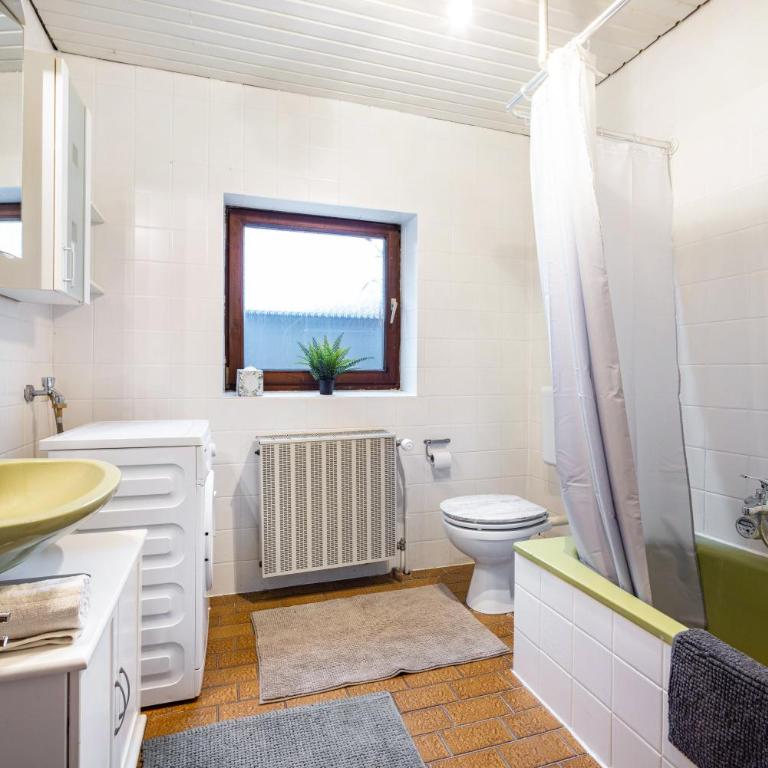 Ferienwohnung Jägerhaus im Allgäu - Apartment mit 1 Schlafzimmer und Gartenblick - 16
