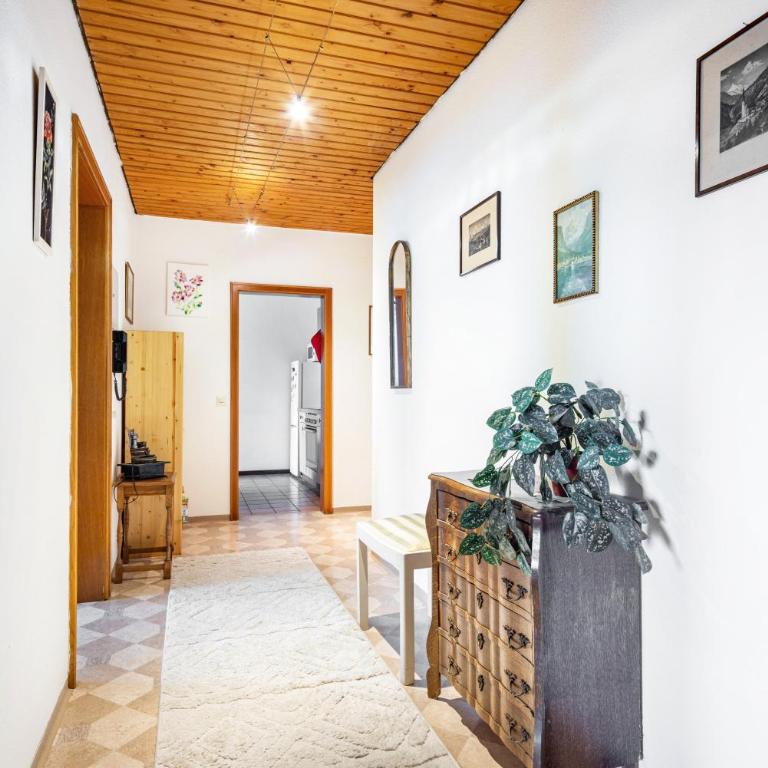 Ferienwohnung Jägerhaus im Allgäu - Apartment mit 1 Schlafzimmer und Gartenblick - 11
