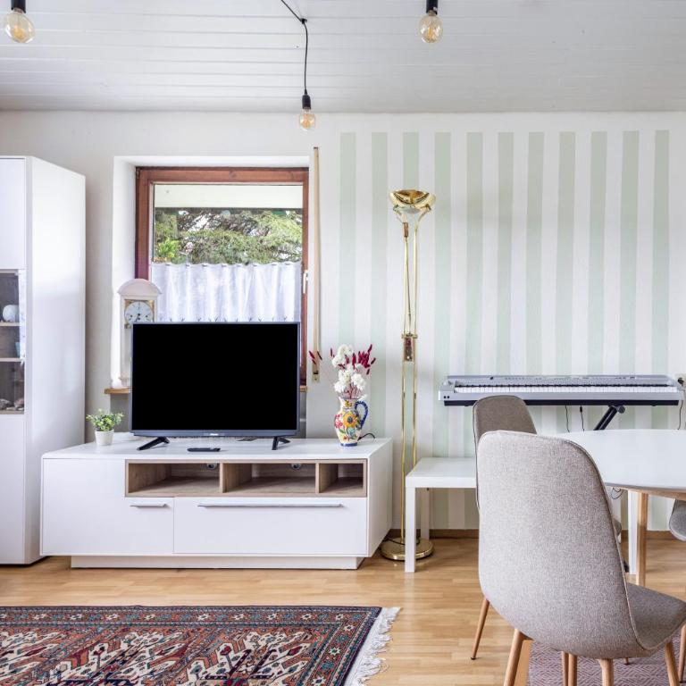 Ferienwohnung Jägerhaus im Allgäu - Apartment mit 1 Schlafzimmer und Gartenblick - 4