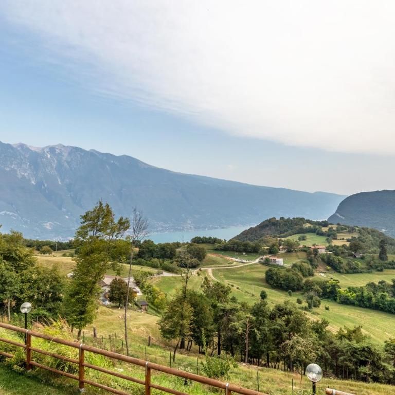 Agriturismo Bocca Nevese Betulla - Appartamento con 1 Camera da Letto e Vista Lago - 8