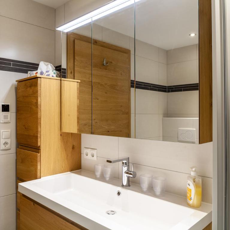 Haus Alpenheim Apartment 2 - Deluxe-Apartment mit 2 Schlafzimmern und Gartenblick - 19