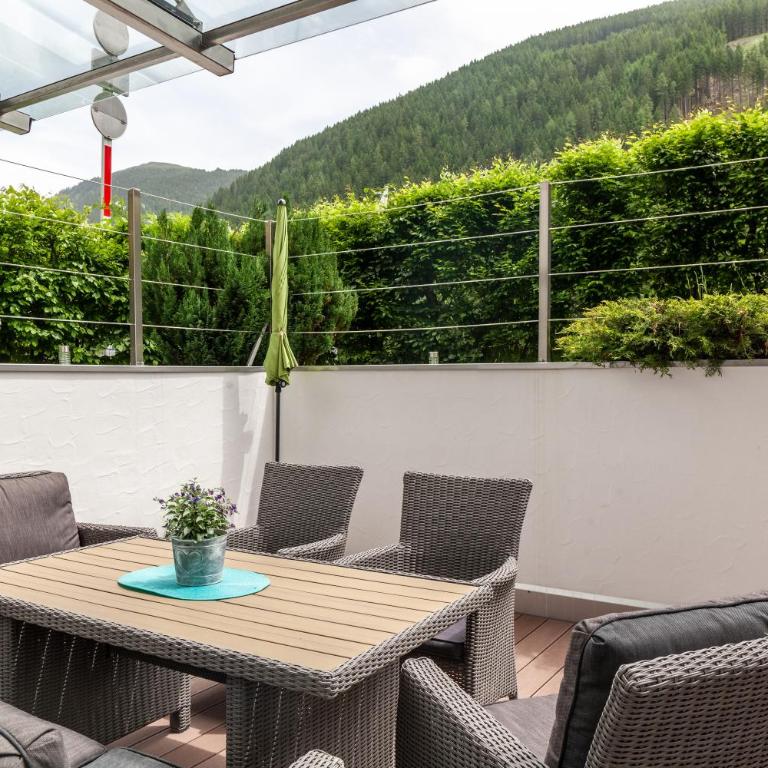 Haus Alpenheim Apartment 2 - Deluxe-Apartment mit 2 Schlafzimmern und Gartenblick - 24