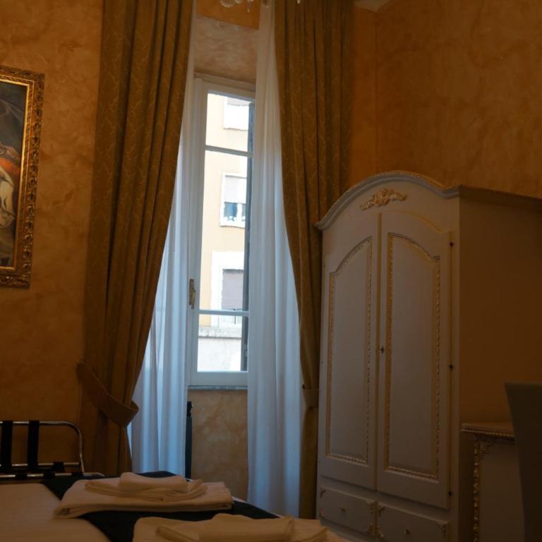 Pope's Suites - Junior Suite - 4