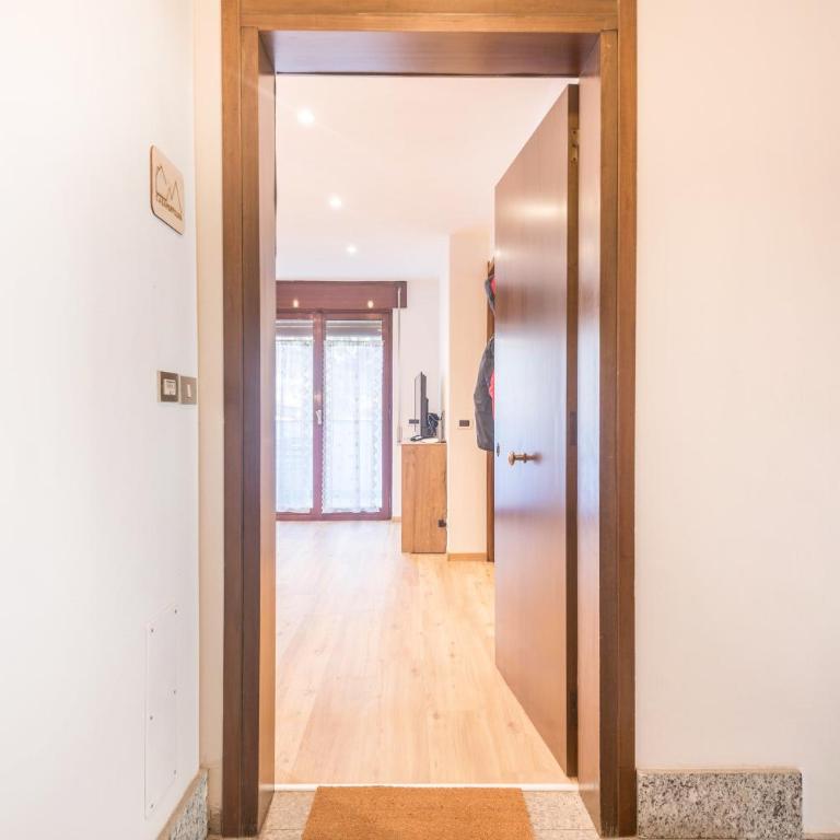 Casa Muffolina - Appartamento Deluxe con 2 Camere da Letto e Balcone - 21