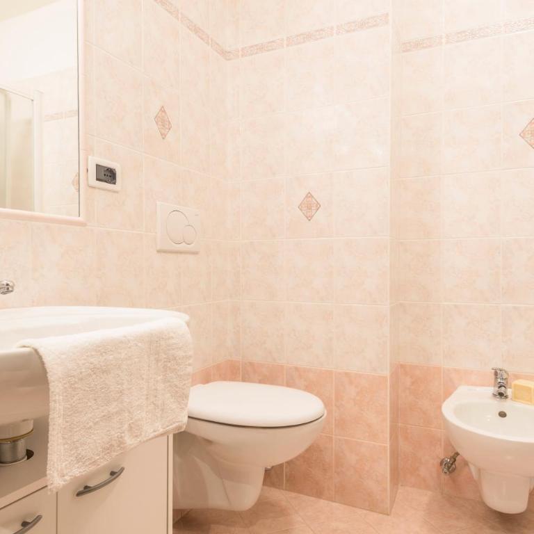 Casa Muffolina - Appartamento Deluxe con 2 Camere da Letto e Balcone - 16