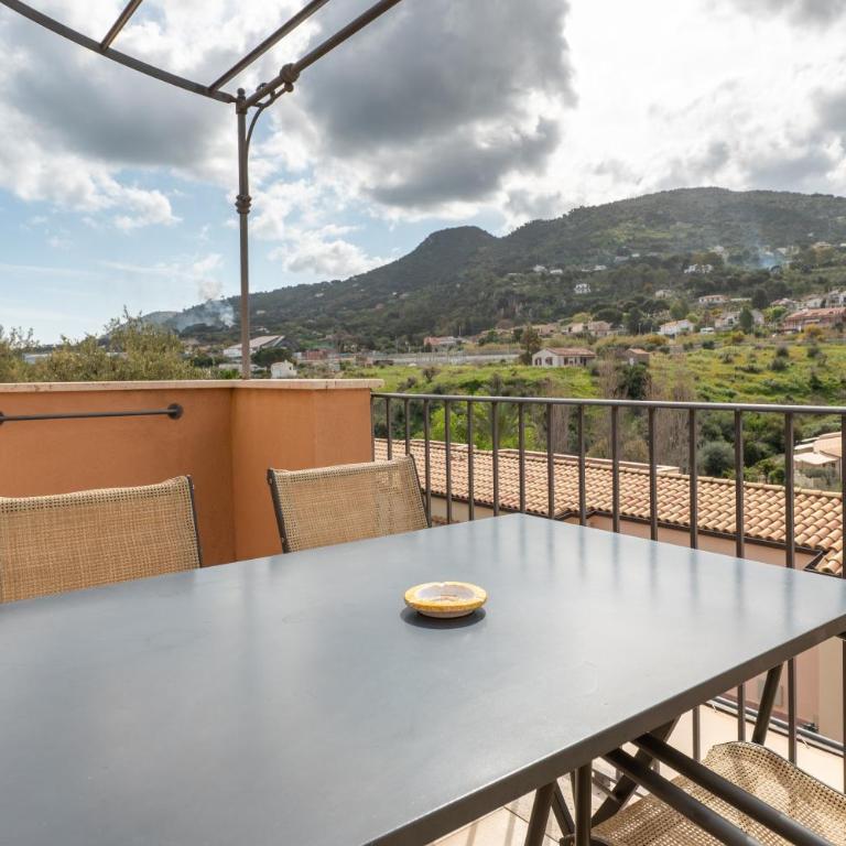 Cefalù Seaside Pool Villa - Appartamento Superior con 1 Camera da Letto e Balcone - 7