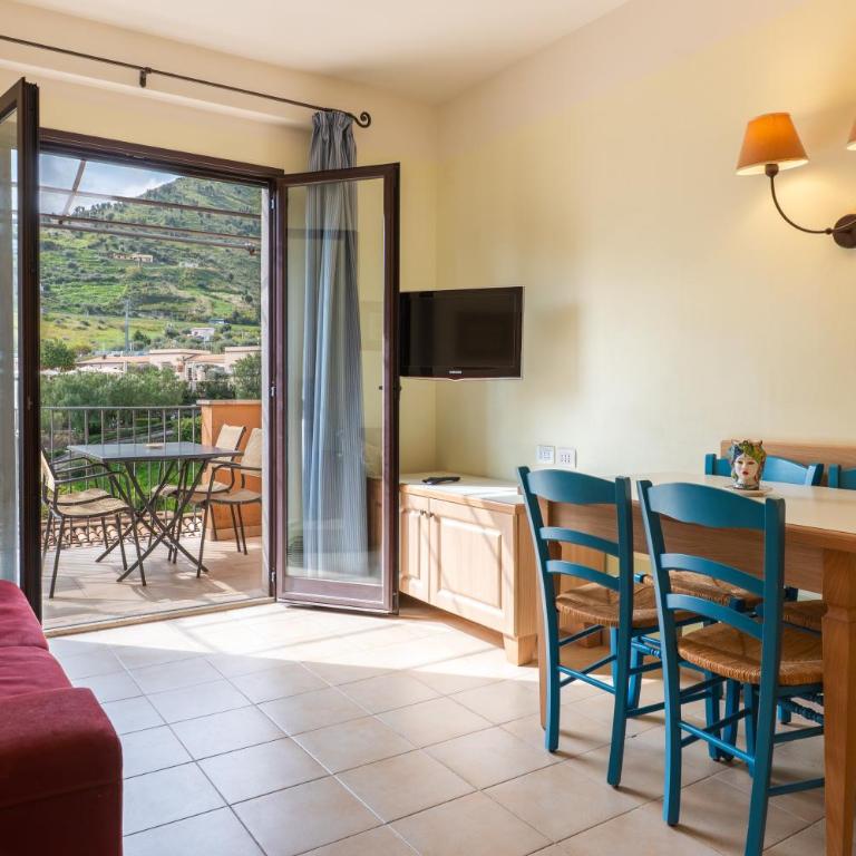 Cefalù Seaside Pool Villa - Appartamento Superior con 1 Camera da Letto e Balcone - 5