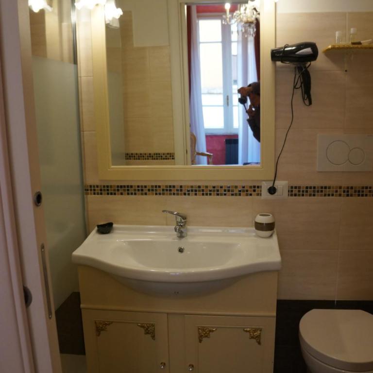Pope's Suites - Junior Suite - 8