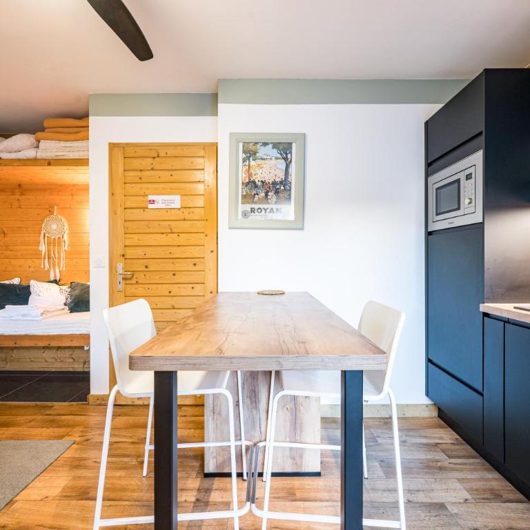 Studio Bee Happy - Appartement Supérieur - Vue sur Ville - 6