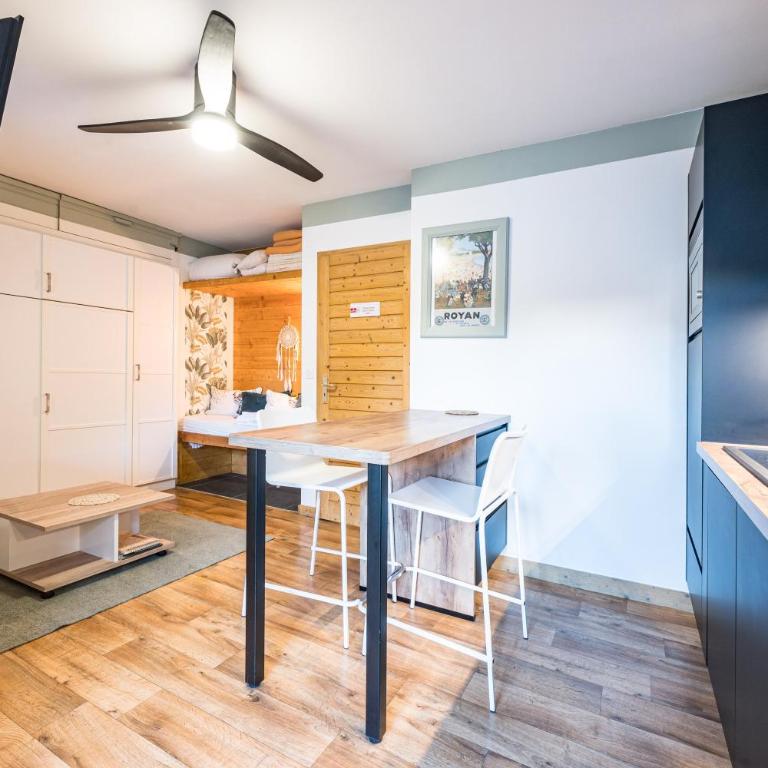 Studio Bee Happy - Appartement Supérieur - Vue sur Ville - 5