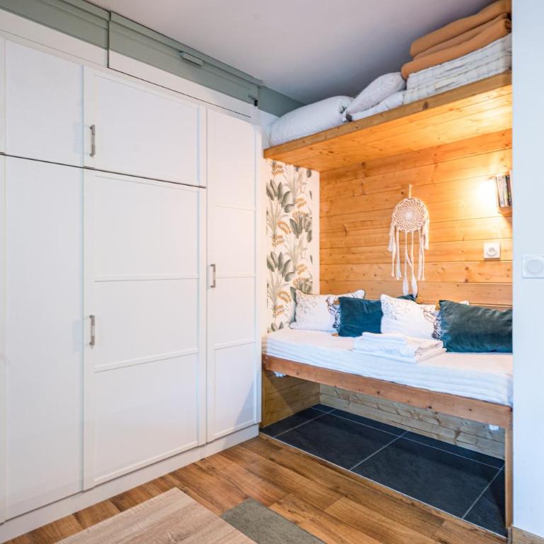 Studio Bee Happy - Appartement Supérieur - Vue sur Ville - 12