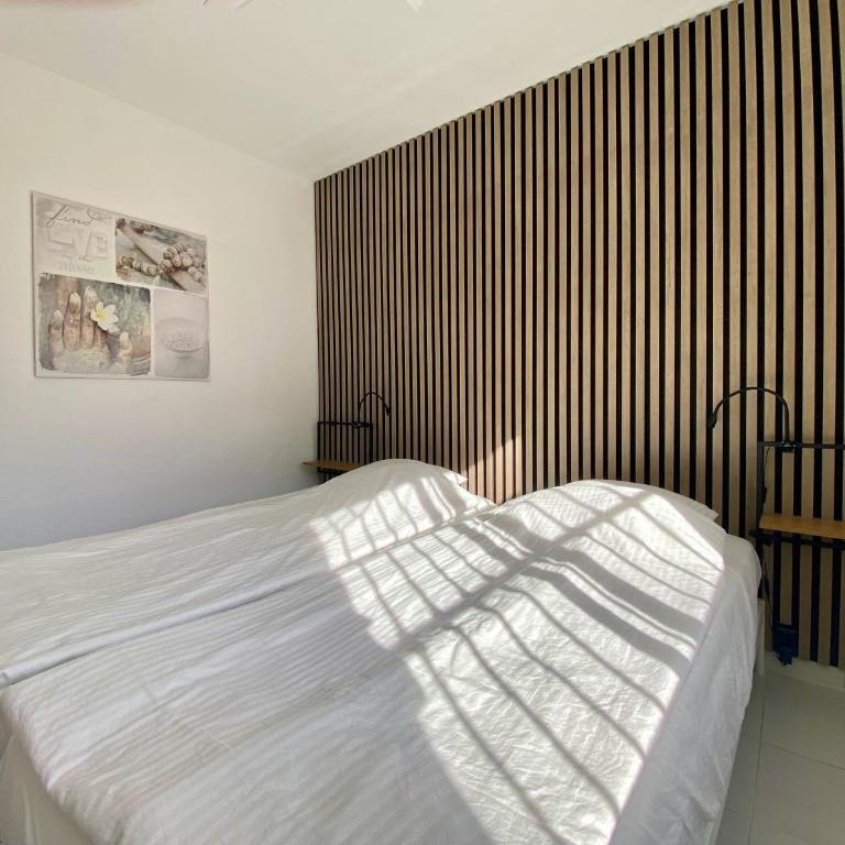 Urbanización Casablanca - Apartamento Deluxe de 2 dormitorios con vistas al jardín - 13