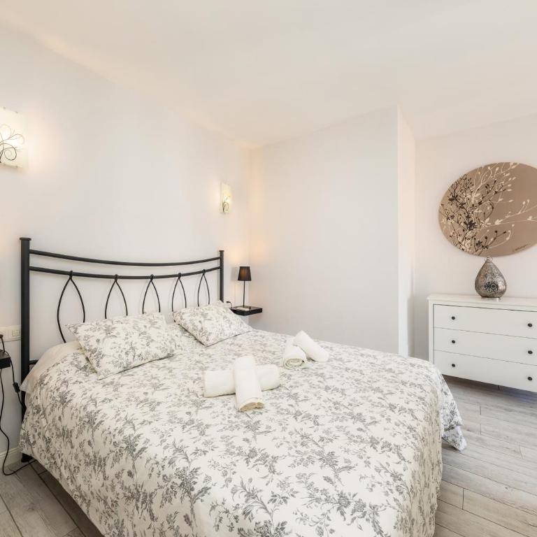Edificio Brisas - Apartamento Premium de 3 dormitorios con balcón - 16