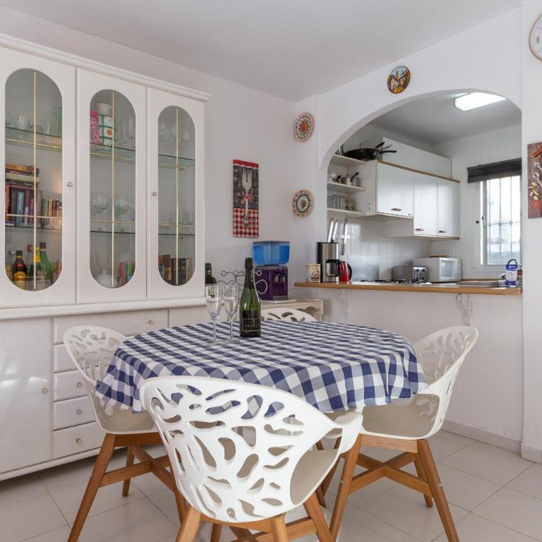 Urbanización Casablanca - Apartamento Deluxe de 2 dormitorios con vistas al jardín - 7
