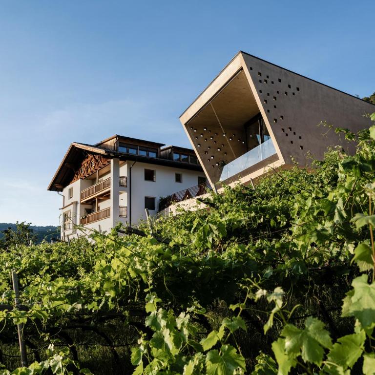 Apartments Gojer Sauvignon - Deluxe-Apartment mit 2 Schlafzimmern und Gartenblick - 1