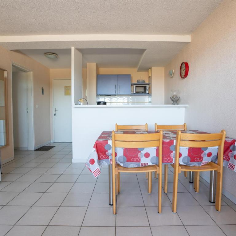Appartement clim piscine garage - Apartment mit 1 Schlafzimmer und Seeblick - 17