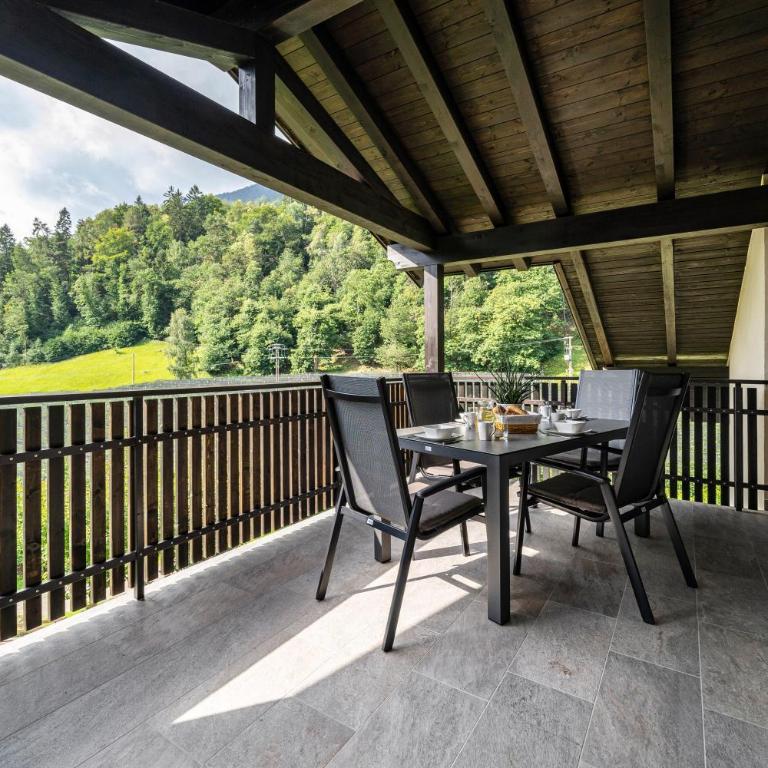 Wiesgut Ferienwohnung Golden - Two-Bedroom Deluxe Apartment with Garden View - 2