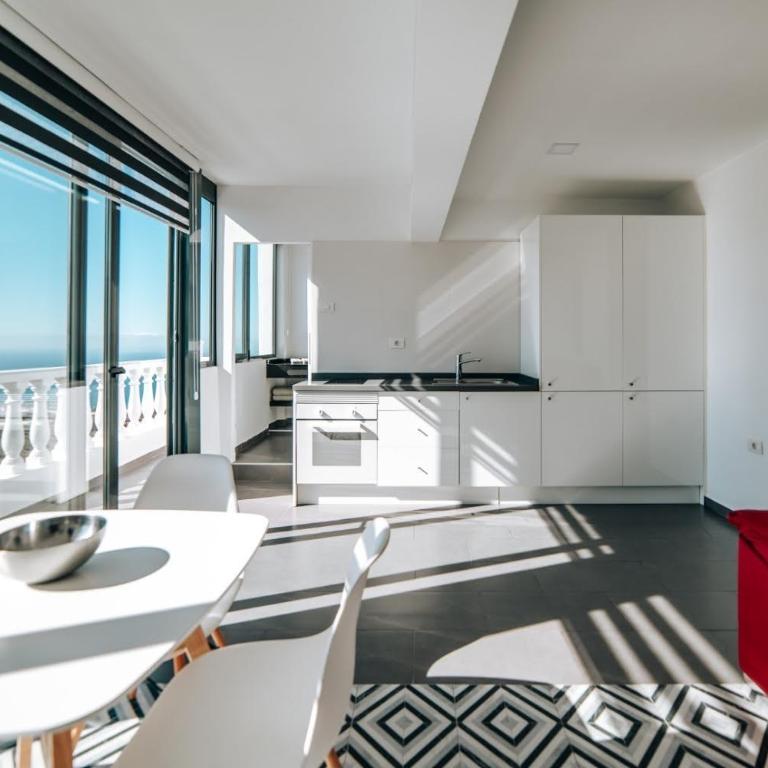 Eterna Primavera - Superior One-Bedroom Apartment with Balcony - 10