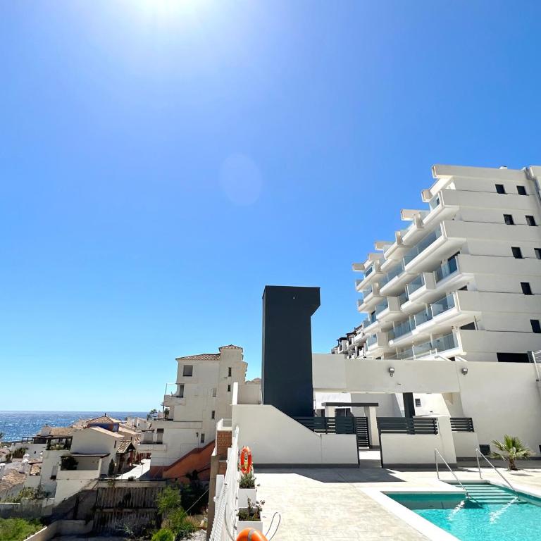 Icon Marina A - Three-Bedroom Apartment with Water View - 25