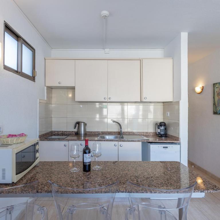 Smile - Studio Apartment with Sea View - 8