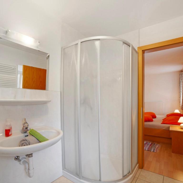 Mosttragerhof Appartment Large - Appartamento Deluxe con 2 Camere da Letto e Vista Giardino - 17