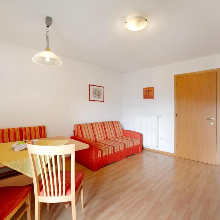 Mosttragerhof Appartment Large - Appartamento Deluxe con 2 Camere da Letto e Vista Giardino - 8