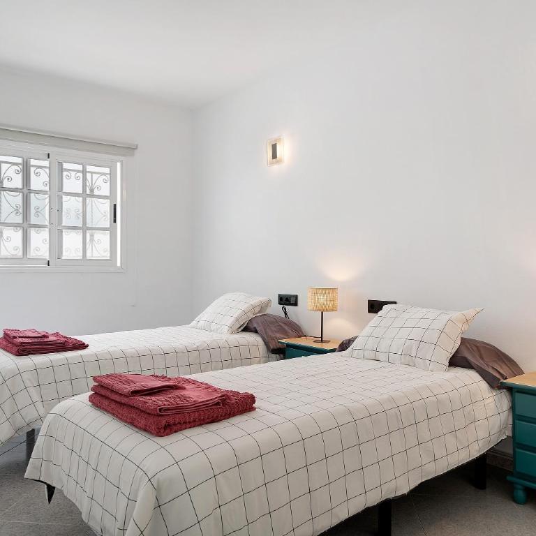 Casa Albazul - Apartamento Deluxe de 2 dormitorios con vistas al jardín - 14