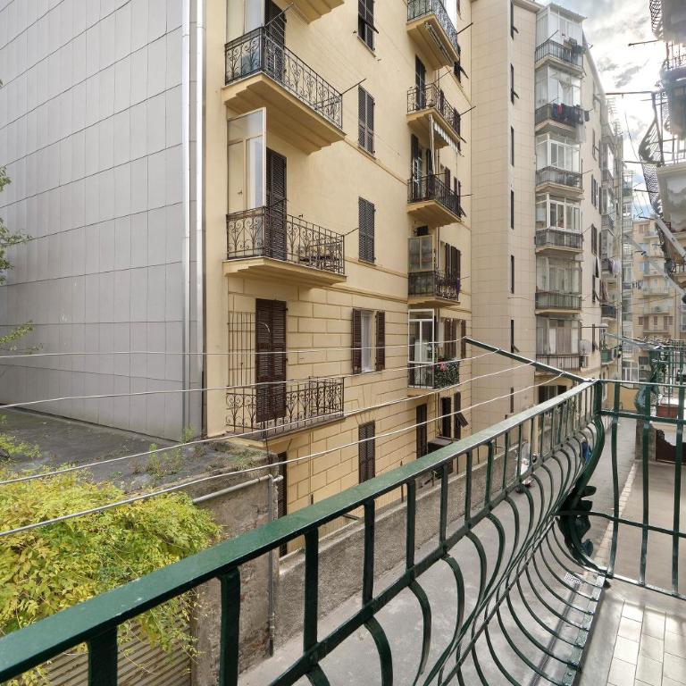 Caruggio al mare - Appartamento Deluxe con 2 Camere da Letto e Balcone - 27
