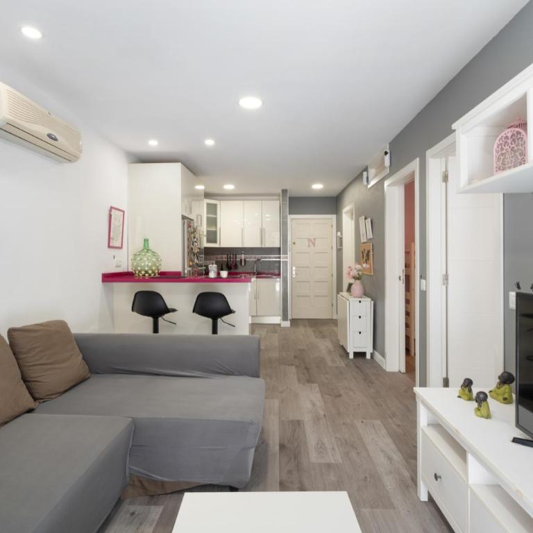 Apto Jardin del Sol Beach-Pool - Two-Bedroom Deluxe Apartment with Garden View - 4