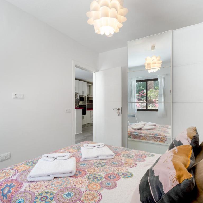 Apto Jardin del Sol Beach-Pool - Two-Bedroom Deluxe Apartment with Garden View - 23