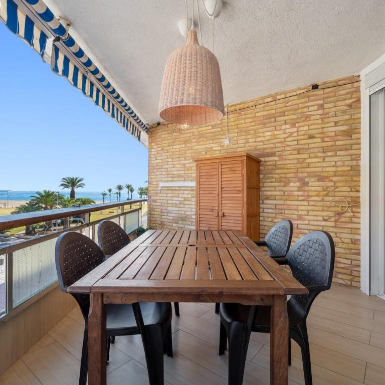 Tirreno 304 - Two-Bedroom Deluxe Apartment with Ocean View - 1