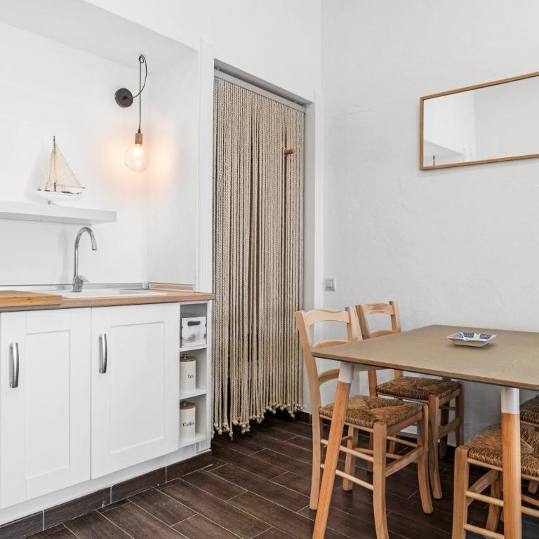 La Casita Blanca - Estudio con sofá cama - 7